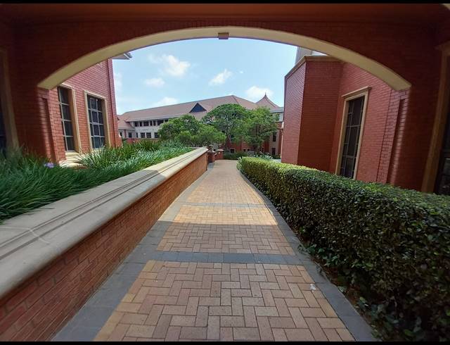780M² OFFICE TO LET IN BRYANSTON